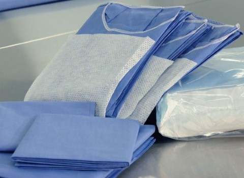 تصویر 3 از گان جراحی بیمار سبک با استانداردهای بالینی